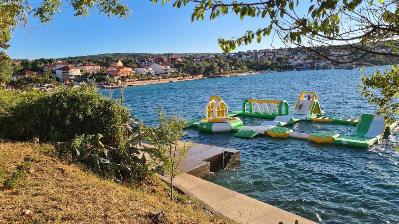 Vila Primorka Apartmani Oleander Šilo Zewnętrze zdjęcie